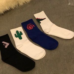 Bundle of 4 Socks Cactus Pistol Grenade T-rex 🦖